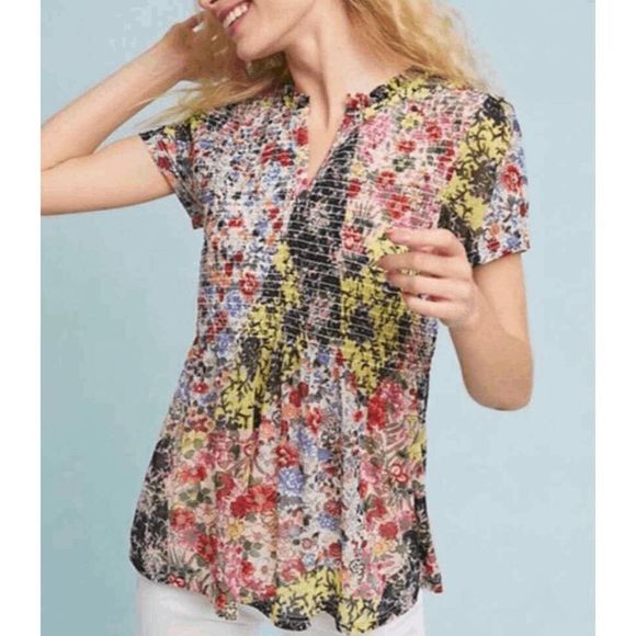 Anthropologie Akemi + Kin Grace Floral Smocked Top Red Green Size XS - Picture 1 of 10